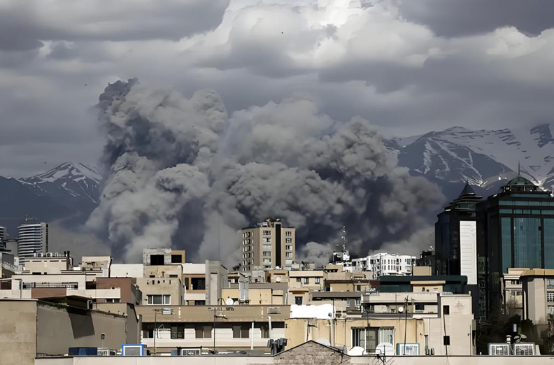 无人机炸穿AWS！中东云服务瘫痪80项，中心化存储的致命漏洞被战争撕开！